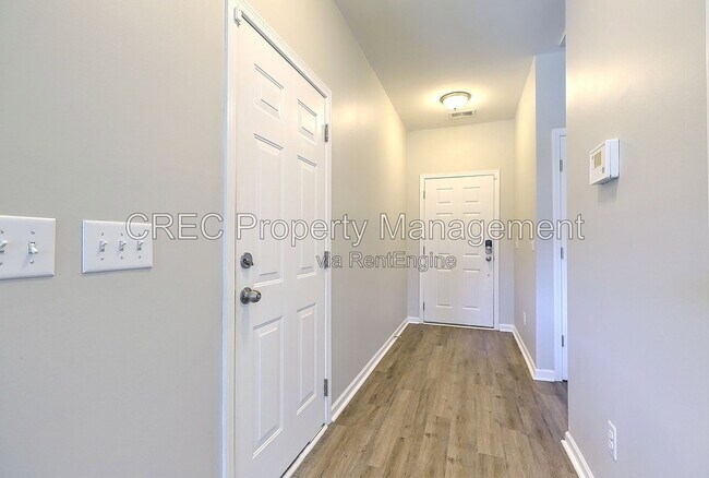 Building Photo - 9657 Spencer Woods Rd