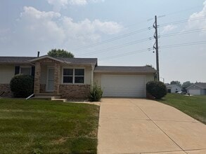 Building Photo - 2911 High Point Dr