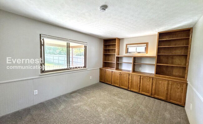 Building Photo - 4155 Spring Flower Ct