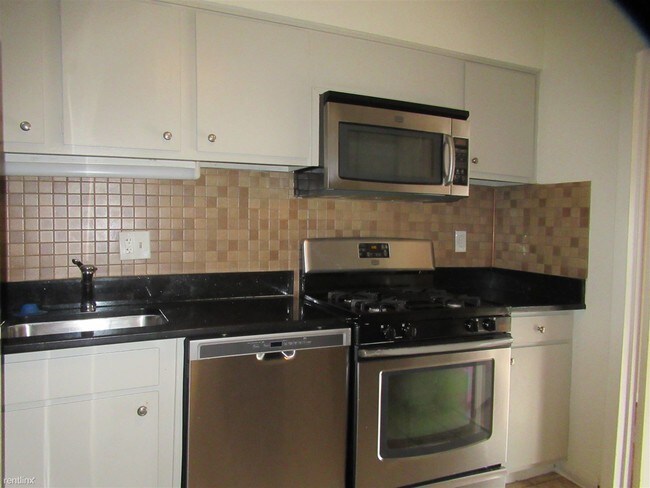 Foto del edificio - 2 br, 2 bath House - 4 Cross Keys Rd Apt F