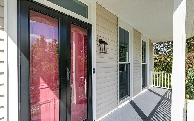 Foto del edificio - 2419 Semmes Ave