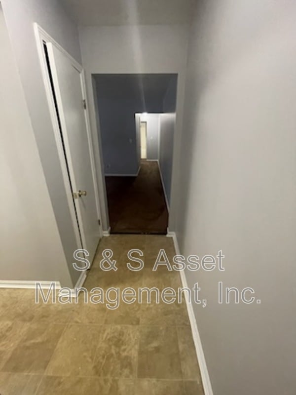 2455 N Aurelius Rd Unit B08, Holt, MI 48842 Condo for Rent in Holt