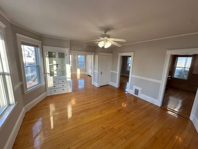 Foto del edificio - 34 Saunders St