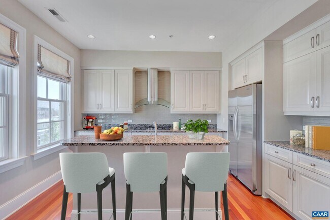 Foto del edificio - 210 10th St NE