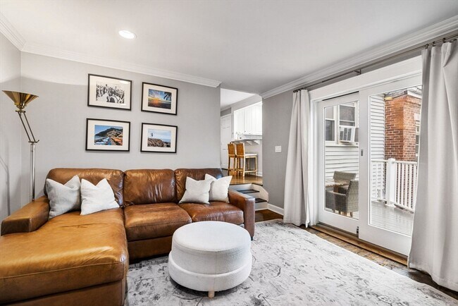 Foto del edificio - 12 Mystic St