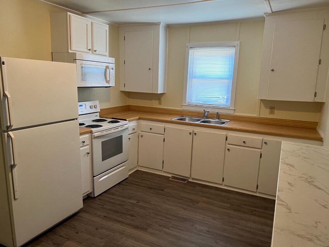 Foto principal - 513 E 14th St