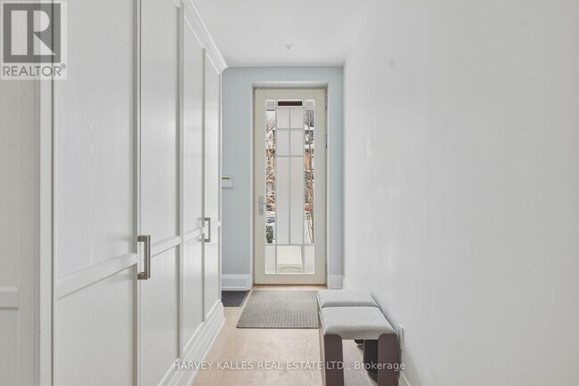 Photo du bâtiment - 94B Admiral Rd