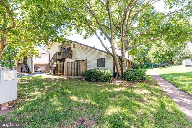 Building Photo - 4134 Meadowland Ct