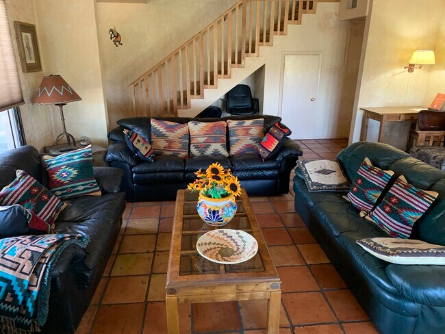 Comfy living room - 320 Artist Rd