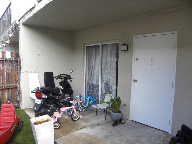 Foto del edificio - 15690 SW 82nd Cir Ln