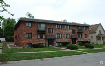 Building Photo - MarCon Capitol Apartments