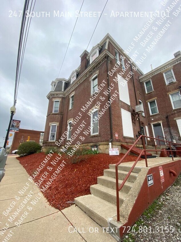 Primary Photo - First Floor Apartment in Downtown Greensburg!
