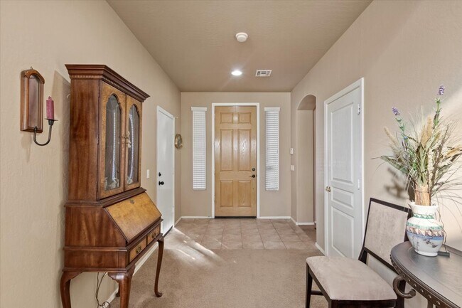 Building Photo - 3097 E Vallejo Dr