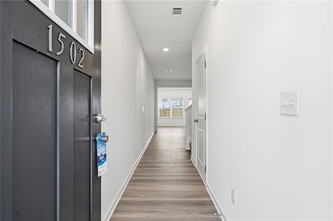 Building Photo - 1502 Aralynn Way