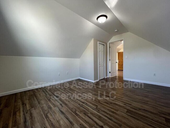 Building Photo - 1406 Kentucky St