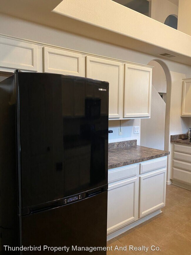 Building Photo - 3 br, 2.5 bath House - 9827 Sun Mountain T...