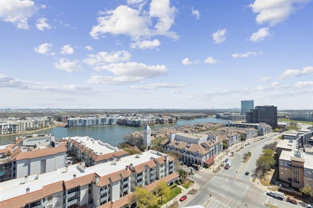 Building Photo - 330 E Las Colinas Blvd