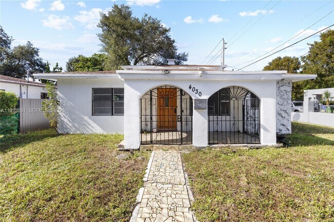 Building Photo - 4030 NW 1st Ave