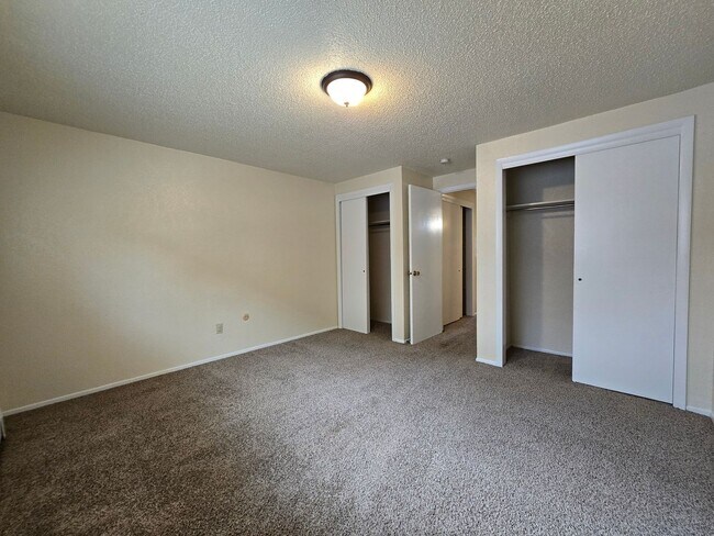 Building Photo - 1849 Terry St