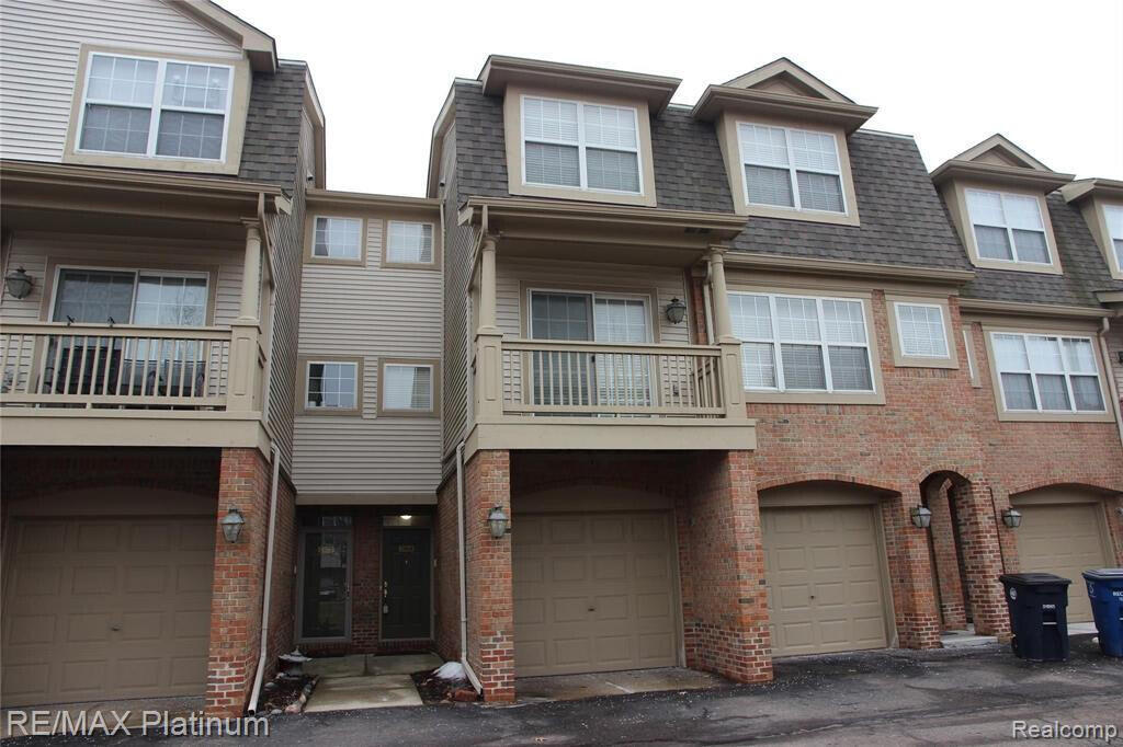 Foto principal - 2868 Barclay Way