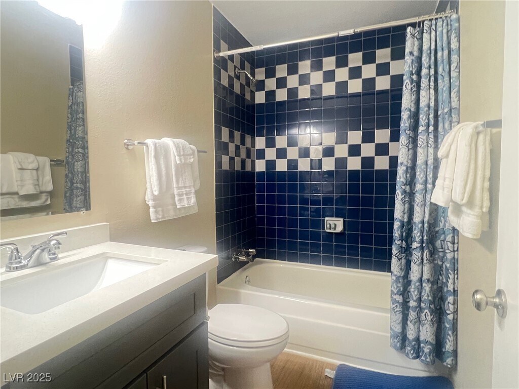 Foto principal - 4194 Greenpoint St