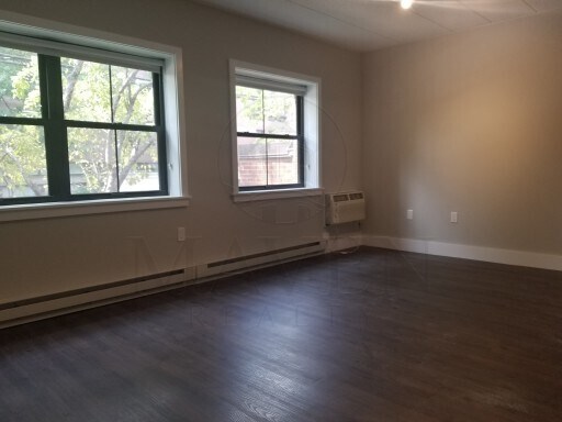 Foto del edificio - 100 Banks St