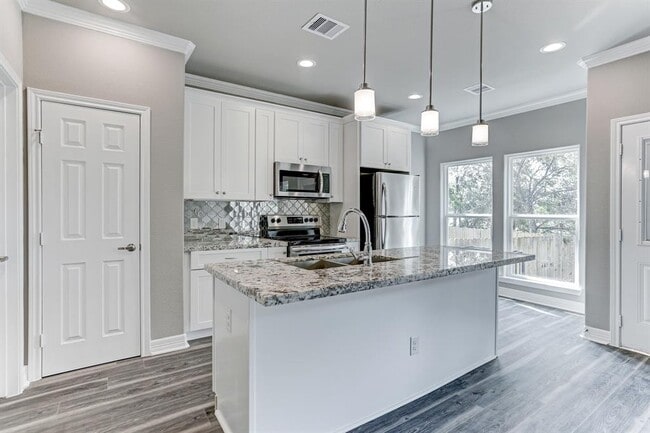 Foto del edificio - 3128 Coal St