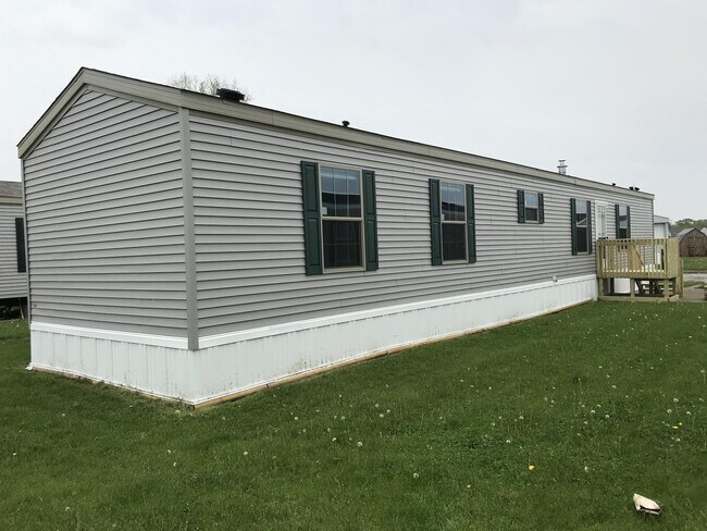 Foto del edificio - 21727 Woodburn Rd