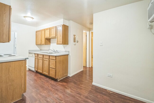 Foto del edificio - 1221 N Clarkson St