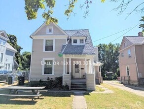Building Photo - 147 Rhodes Ave