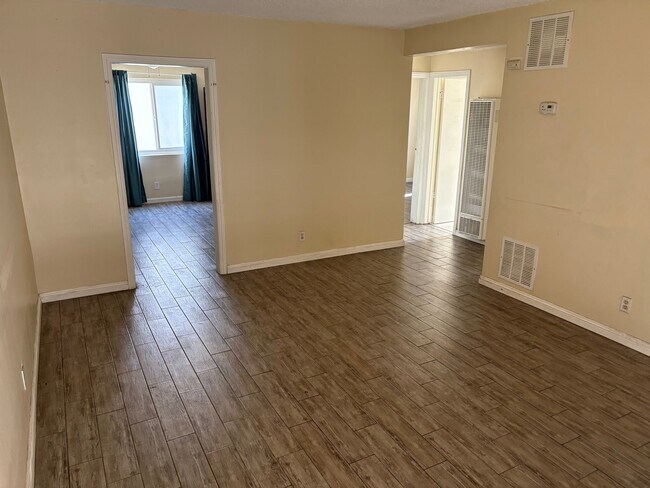 Building Photo - 7727 Walker Ave