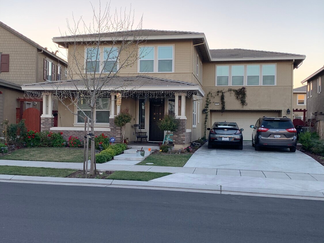 1053 Vecindad St, Tracy, CA 95377 House Rental in Tracy, CA