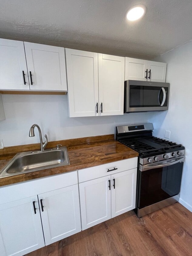 Foto principal - 57 Van Ness St