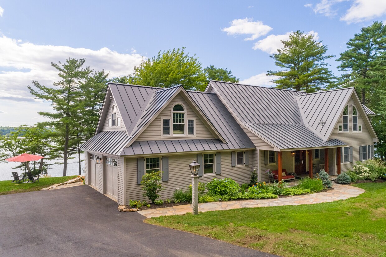 Primary Photo - 93 Abbot Cove Rd