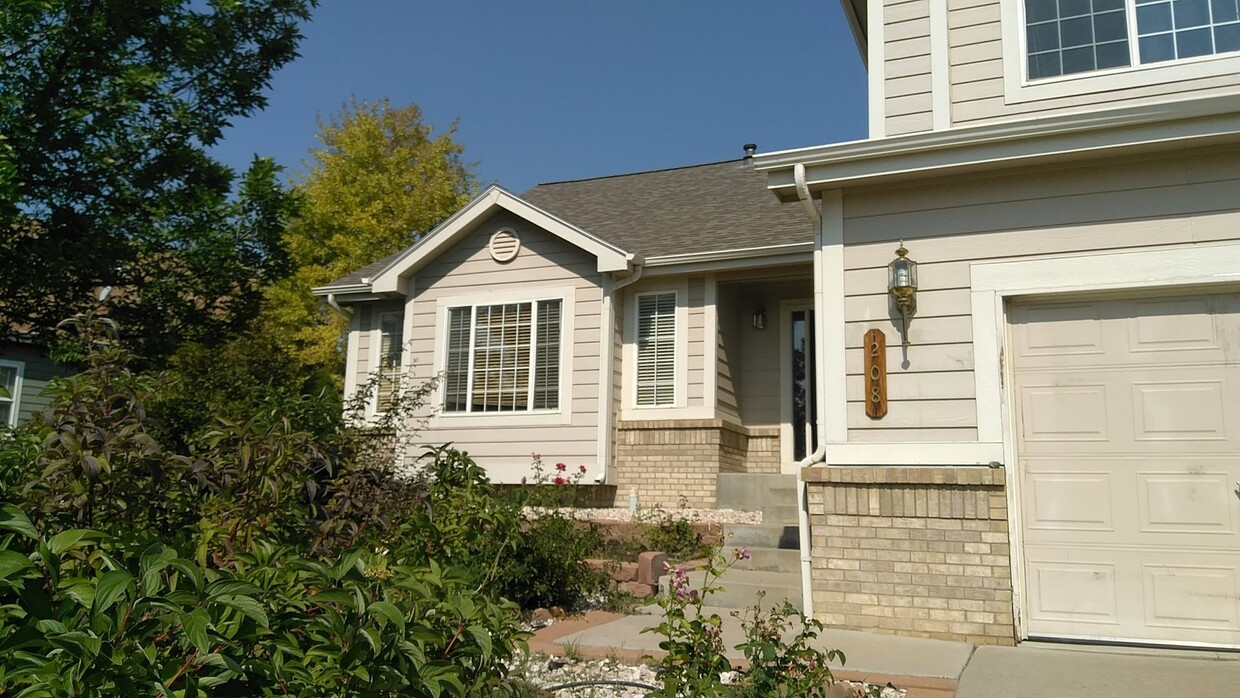 Primary Photo - Nice Home in South Ft. Collins