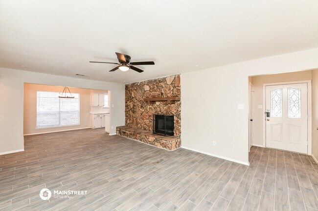 Foto del edificio - 6540 Old Mill Cir