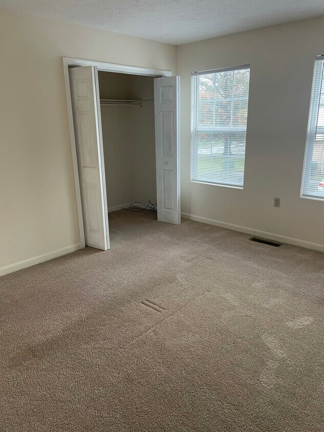 376 Woodstock Ln, Winchester, VA 22601 Townhome Rentals in Winchester