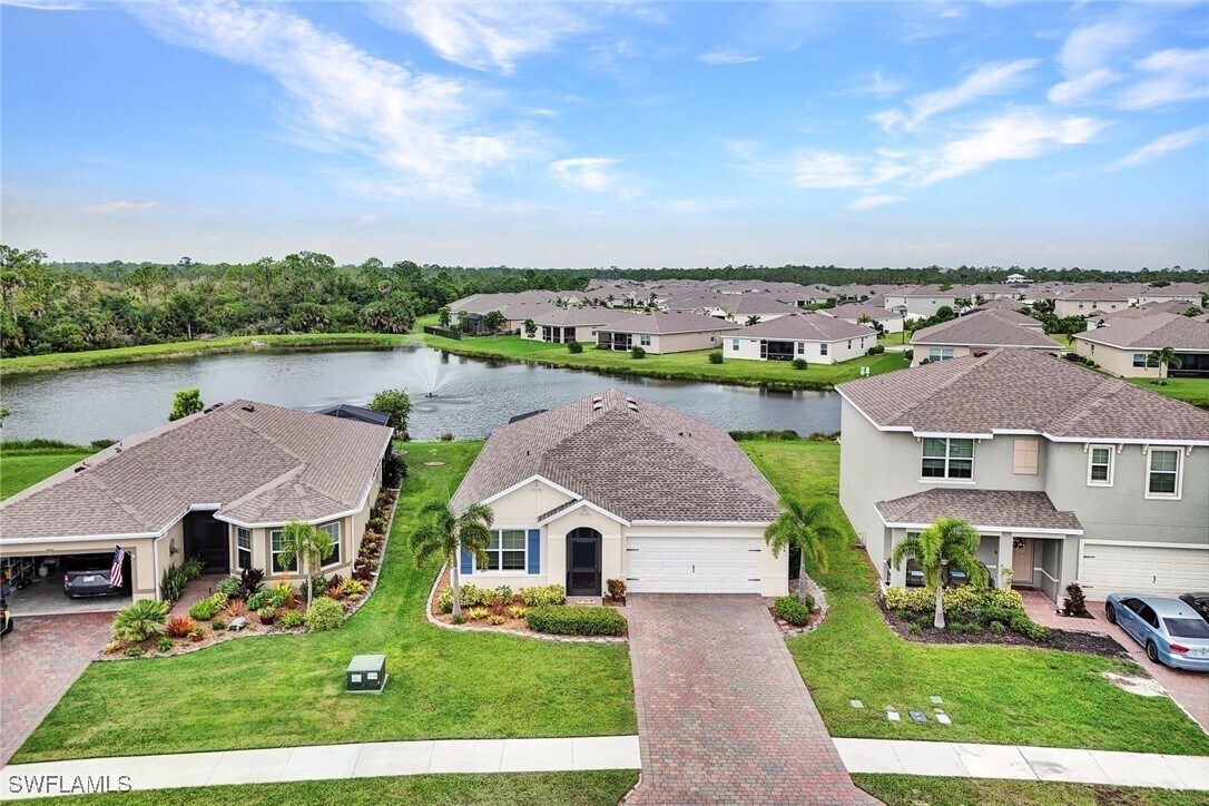 Primary Photo - 3184 Estancia Ln