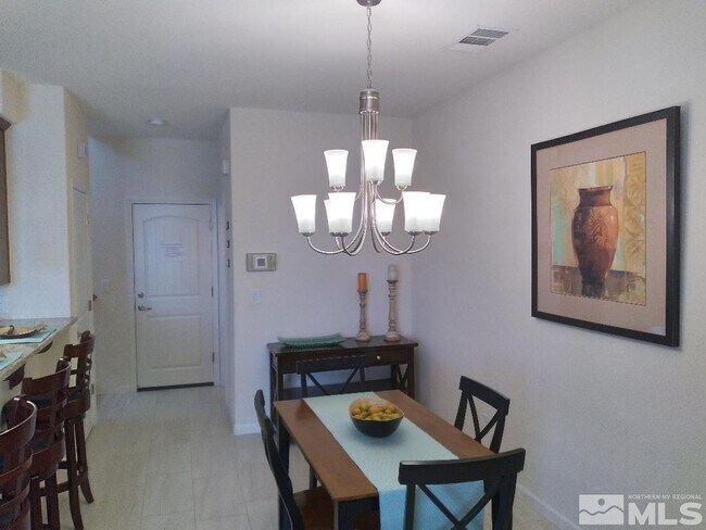Foto del edificio - 1038 N Wind Dr