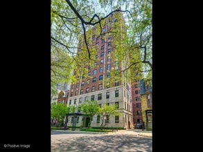 Building Photo - 73 E Elm St
