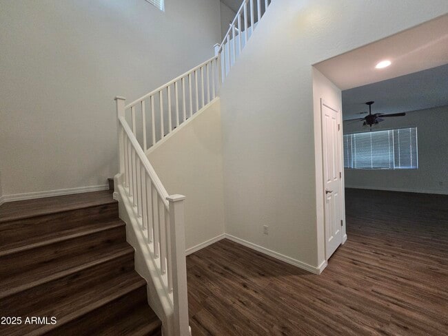 Foto del edificio - 1514 E Hummingbird Way