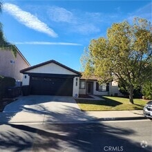 Building Photo - 3754 Avondale St