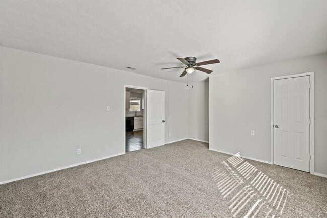 Foto del edificio - 5401 Hardy St
