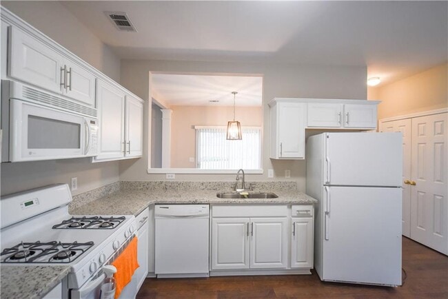 Foto del edificio - 4113 Glenaire Way NW