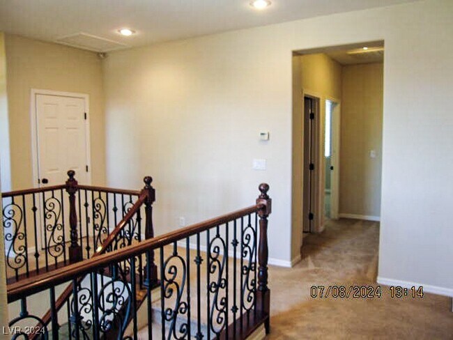 Building Photo - 9536 Bella Di Mora St