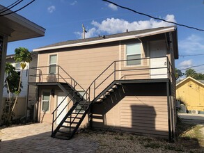 Building Photo - 309 S Park Ave