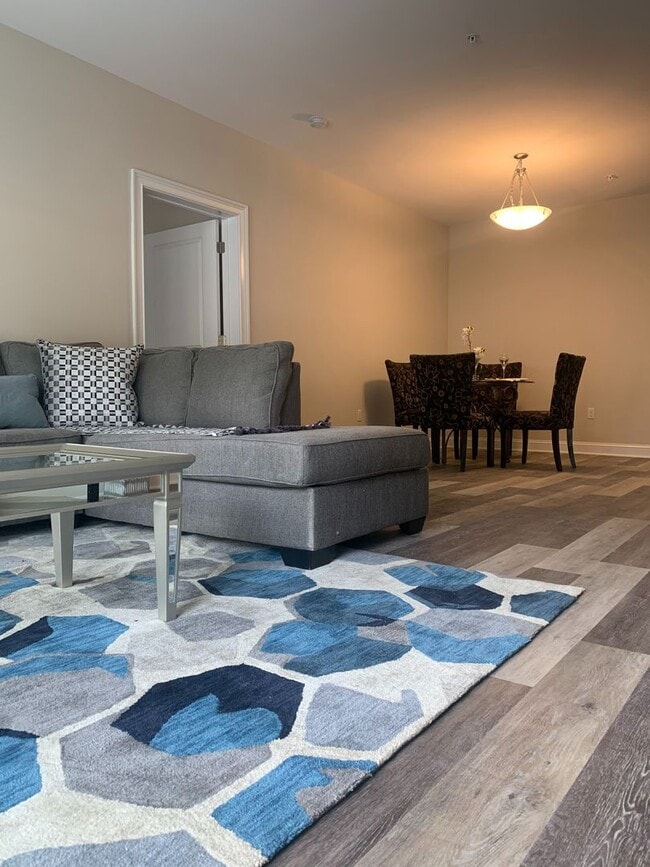 Interior Photo - Oak Street Park