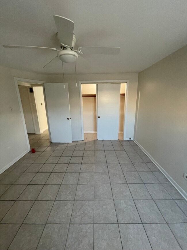 Bedroom & closet - 5753 W Lawrence Ave