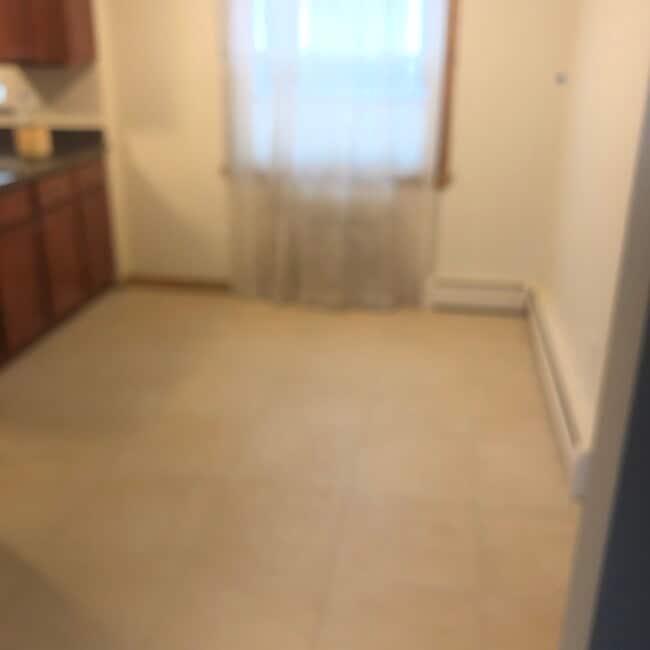 Comedor - apto para mesa de 6 personas - 5755 W Lawrence Ave