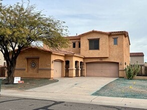 Building Photo - 160 N Pottebaum Ave